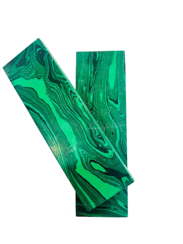 Recone Stone Arizona Green Scales